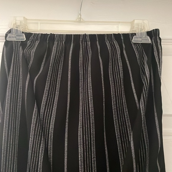 NWT-Women’s Jumpsuit - Picture 2 of 9